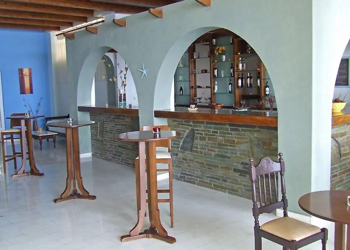 Pandrossos - 3* Páros