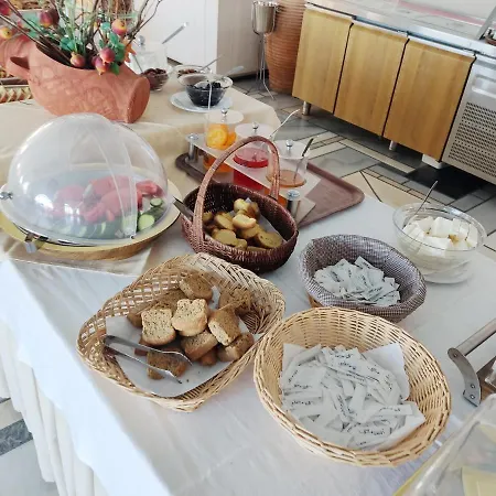 Отель Pandrossos -