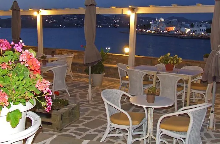 ホテル Pandrossos - 3*